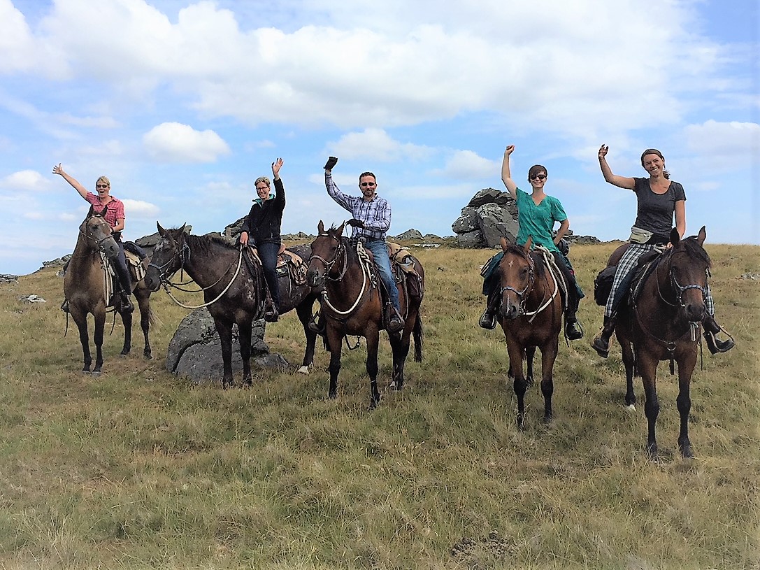 Horse Riding Dartmoor Crossing Western Riding on Drtmoor